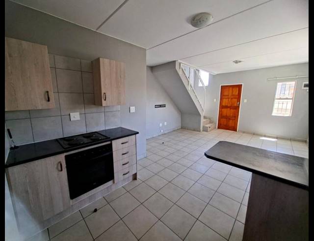 3 BEDROOM HOUSE FOR SALE IN ALBERTSDAL